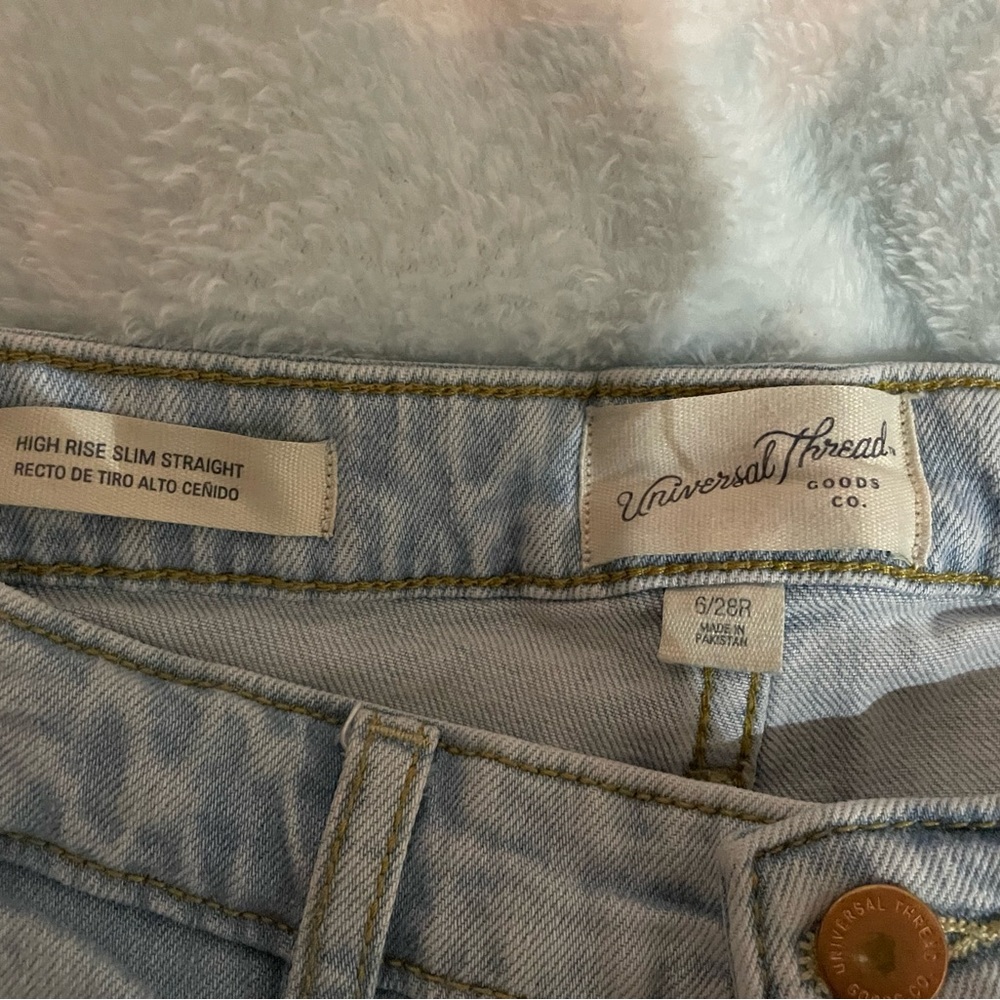 Universal Thread Jeans/ High Rise Slim Straight👖
